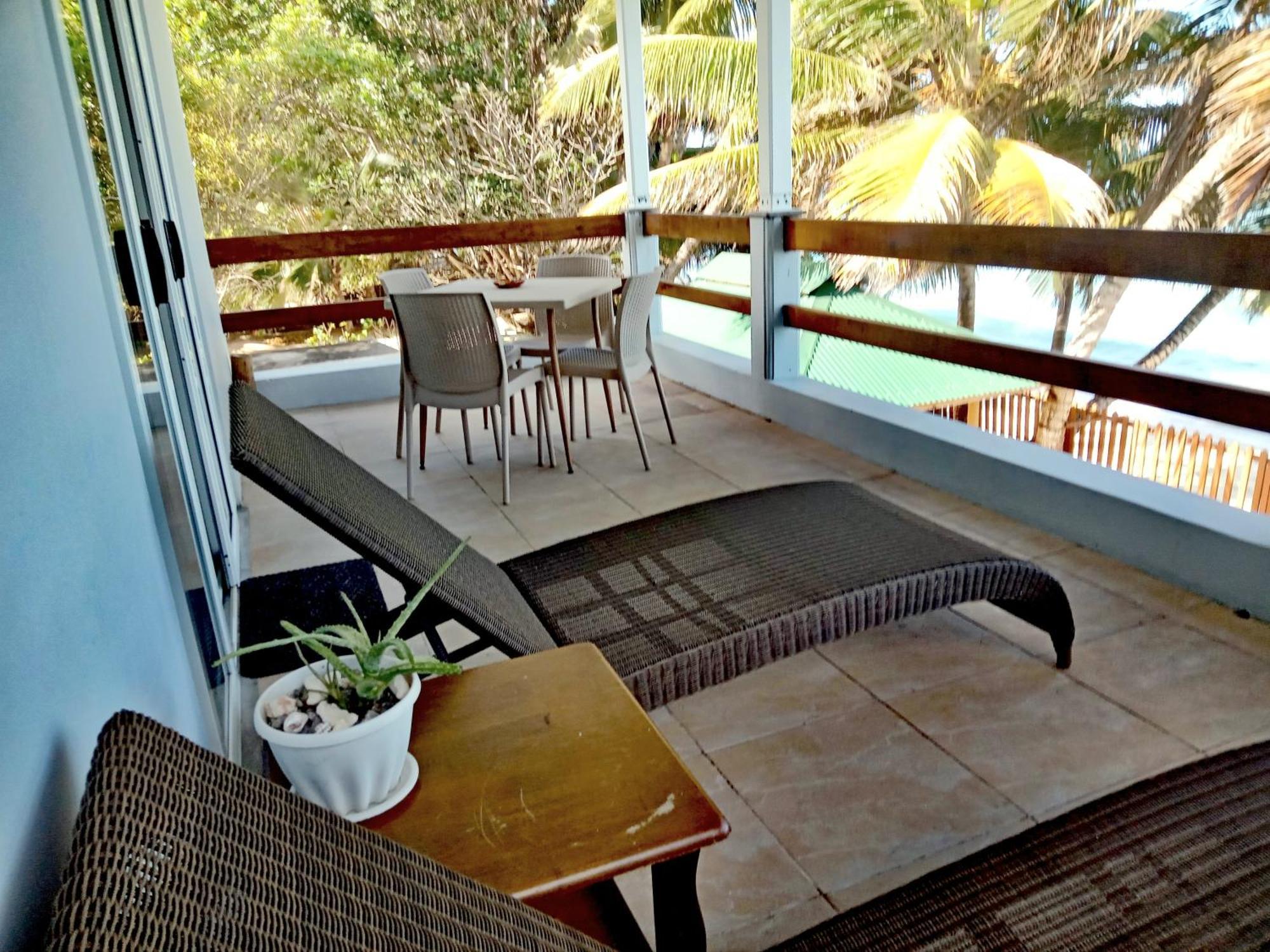 Roz A Mer - Beach Apartment Takamaka Buitenkant foto